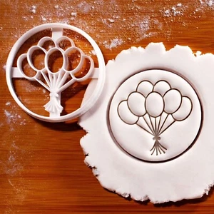 Balloon Bouquet Cookie Cutter - baby shower love birthday celebration wedding - Picture 1 of 6