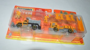 MATCHBOX 2024 ENGANCHE Y TRANSPORTE CONSTRUCCIÓN MBX - ROAD STRIPE KING / ARADO - Imagen 1 de 3