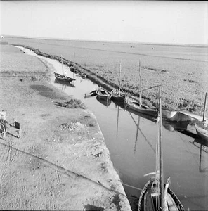 ESPAGNE c. 1950 - Barques Marais de l'Albufera Valence - Négatif 6 x 6 - Esp 200 - Foto 1 di 1