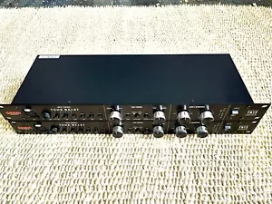 Warm Audio TB12 Tone Beast Microphone Preamp - Black - Picture 1 of 2