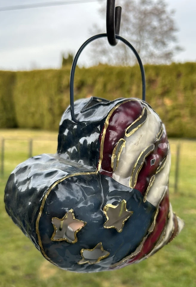 Metal Hanging Tea Light Flag Heart - Image 1 of 4