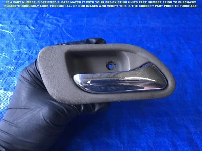 OEM 1999 2000 2001 ACURA TL PASAJERO DERECHO TRASERO MANIJA PUERTA INTERIOR  Foto 1 de 3