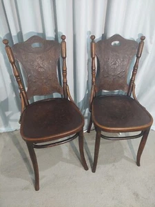 Pair of Antique Bentwood Chairs - Picture 1 of 24