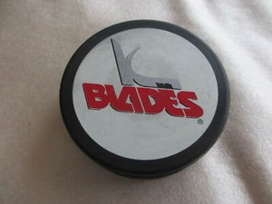 VINTAGE 1990's KANSAS CITY BLADES  IHL HOCKEY OFFICIAL PUCK 