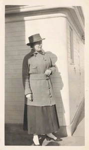 VTG Photo Beautiful Woman Dress Overcoat Hat Fashion  - Bild 1 von 2