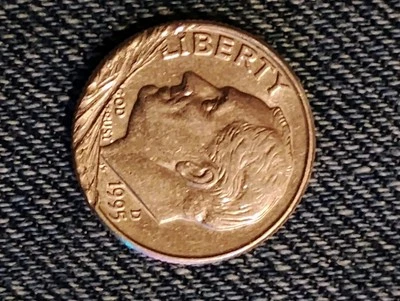 1995 Dime MintingError Coin - Image 1 of 2