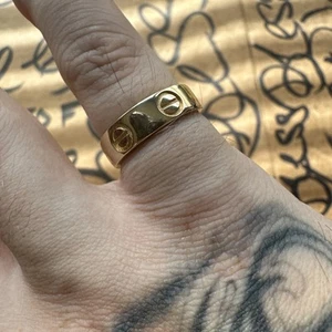 Size 6 Yellow Gold 14k Love Style Ring - Picture 1 of 3
