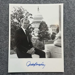 SENATOR GORDON J. HUMPHREY signed 8 x 10 s/w Foto 19. Mai 1987 Senatsfoto - Bild 1 von 3