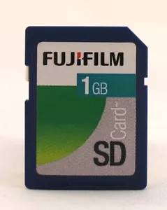 1GB FUJIFILM SD MEMORY CARD NINTENDO 3DS Wii CAMERAS - Picture 1 of 2