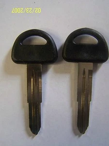 Suzuki Swift, Esteem Plastic Head Key Blanks QTY 2 SUZ15-P - Bild 1 von 1