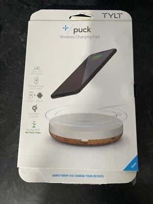 Aesthetic Wireless Charging Pad | TYLT Puck Wireless | 10W Charging Pad | green - Image 1 of 2