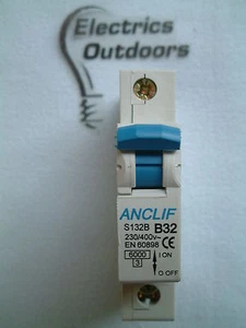 ANCLIF 32 AMP TIPO B 6 KA 230V INTERRUTTORE MCB MONOPOLARE S132B BS EN 60898 - Foto 1 di 1