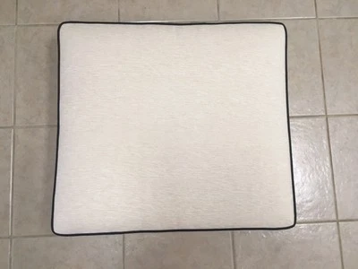 Frontgate Windser Outdoor Sofa Chair OTTOMAN Cushion replacement 24x25 Ivory  - Image 1 of 3