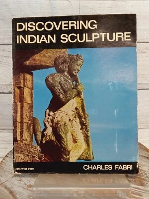 Discovering Indian Sculpture by Charles Fabri 1970 Paperback 84p. illus. - Image 1 of 4