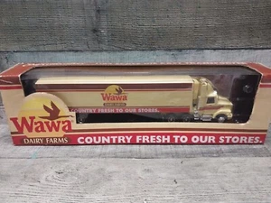 ERTL Sammlerstück 2000 Wawa Milchviehbetriebe LKW Druckguss Transporter 1:64 - Bild 1 von 11