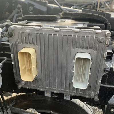 Centralina motore DODGE RAM V 1500 5.7 HEMI eTorque 2021 5373940 - Immagine 1 di 4