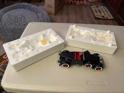 Danbury Mint 1927 Stutz Black Hawk Speedster - Image 1 of 4