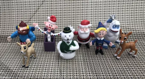 Rudolph the Red Nosed Reindeer Figures - Bring the Story to Life 0815RY Cover