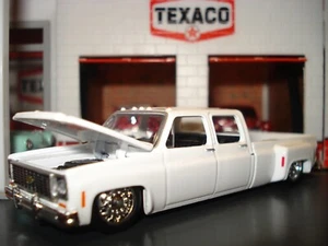 1973 CHEVROLET 4 DOOR PICKUP TRUCK LIMITED EDITION EDITION 1/64 WHITE DUALLY - Picture 1 of 4