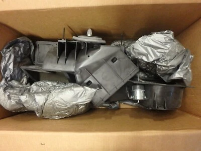 Evaporador de aire acondicionado y estuche Ford Tempo y Mercury Topaz 1988-1994 nuevo OEM F23Z-19850-B Foto 1 de 4