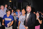John Ritter surrounded by autograph hunters USA circa 1985 Old Photo