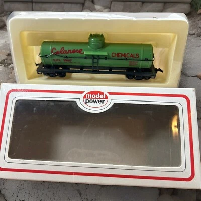 Model Power Celanese Chemicals Tanker Train HO Scale 40’ Green 8035 In package - Image 1 of 4