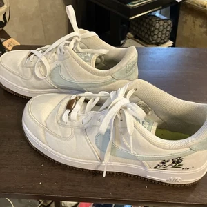 Size 10 - Nike Air Force 1 '21 Indigo CZ0269-10 White/Blue GUC - Picture 1 of 12