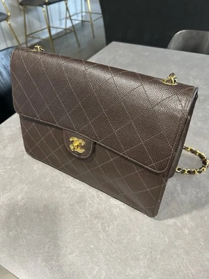 Auténtico Bolso de Hombro Chanel Clásico Solapa Única Caviar ¡Sin Reserva! Foto 1 de 4
