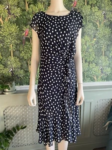 Madeleine marineblau/weiß gepunktetes Rüschenkleid Größe 8 neu mit Etikett - Bild 1 von 12