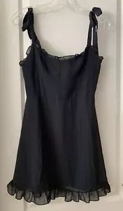 Neues markenloses schwarzes Minikleid Größe Medium Bindebänder Schultern, Rüschen - Bild 1 von 8