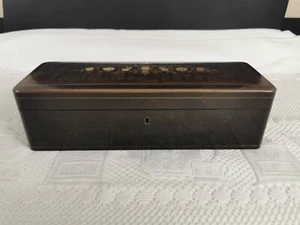 Scatola portaoggetti francese Napoleone III in legno e madreperla -L 31 cm - Foto 1 di 9
