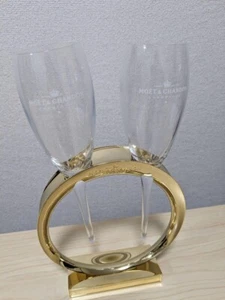 MOET & CHANDON Pair Glasses & Ring Holder Set Limited Champagne Glass New