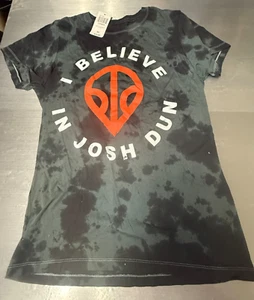 Josh Dun T-Shirt, "I believe in Josh Dun" (Twenty One Pilots) T-Shirt - Picture 1 of 11