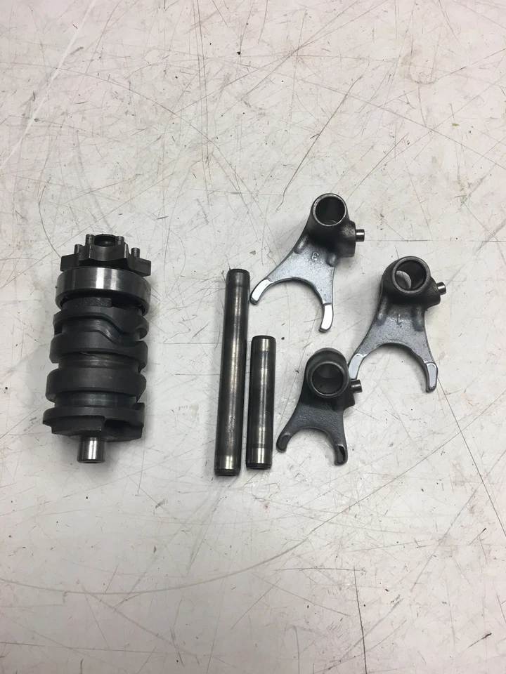 Tambor y horquillas de cambio 82 Yamaha YZ60 YZ 60 Foto 1 de 1