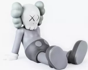 KAWS Taipei Holiday Companion Collectible Vinyl Figure, 7” Grey 2019. Retired. - Picture 1 of 7