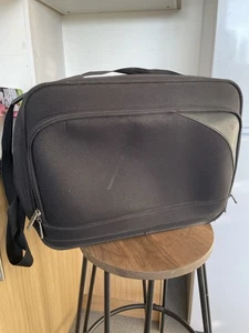 Antler Cabin Bag, Hand Luggage, Overnight Bag, Strap & Handle with padlock - Picture 1 of 10
