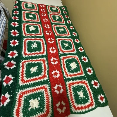 "Granny Square Afghan Navidad Rojo Verde Blanco 53,5"" X 30""" Foto 1 de 4