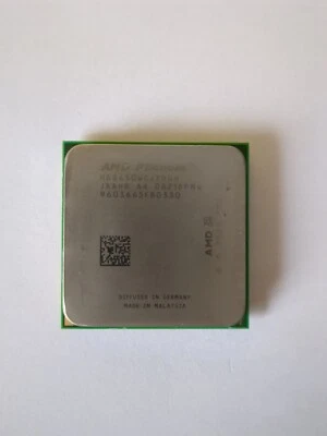 Processore AMD Phenom X3 8450 - HD8450WCJ3BGH - Immagine 1 di 3