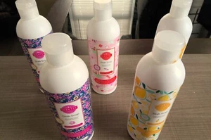 Scentsy Dish Soap - 16 oz. - NEW & SEALED Various Flavors you choose! - Picture 1 of 4