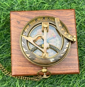 Brújula de reloj de sol de trabajo personalizada, brújula grabada, regalos de Navidad - Imagen 1 de 1