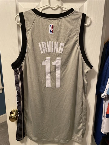 Kyrie Irving Brooklyn Nets Nike swingman men’s gray jersey size 52 Cover