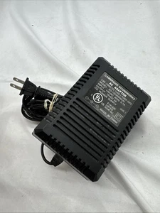 Cambridge Soundworks OEM AC Adapter AD-1503000DUU.     F - Picture 1 of 2