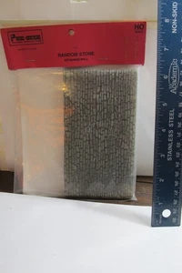 Pre-Size 111 HO Gauge Random Stone Retaining Wall # 3 stock - Picture 1 of 2