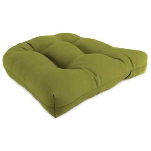 Lot of 2 patio backyard 18" x 18" Veranda Kiwi Green couhin Tufter couchin - Picture 1 of 5
