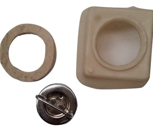 LAMBRETTA PETROL TANK DRIP TRAY AND FELT WASHER SIL INNER CAP CHROME BREATHER - Picture 1 of 2