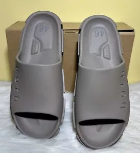 Both Light Grey/Light Grey Sandals Size 46 EU in Rubber - GSS501-UE119 - Picture 1 of 6