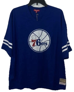 Philadelphia 76ers NBA Mitchell & Ness Damen V-Neck Boyfriend Tee, Größe 2XL - Bild 1 von 6