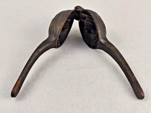 Vintage Skeppshult Cast Iron Nutcracker Sweden - Picture 1 of 11