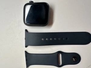 Apple Watch Series 5 44mm - Zdjęcie 1 z 4