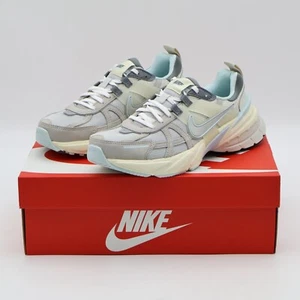 FZ3596-072 Nike V2K Run Light Bone Light Iron Ore Smoke Grey Metallic (Damen) - Bild 1 von 10